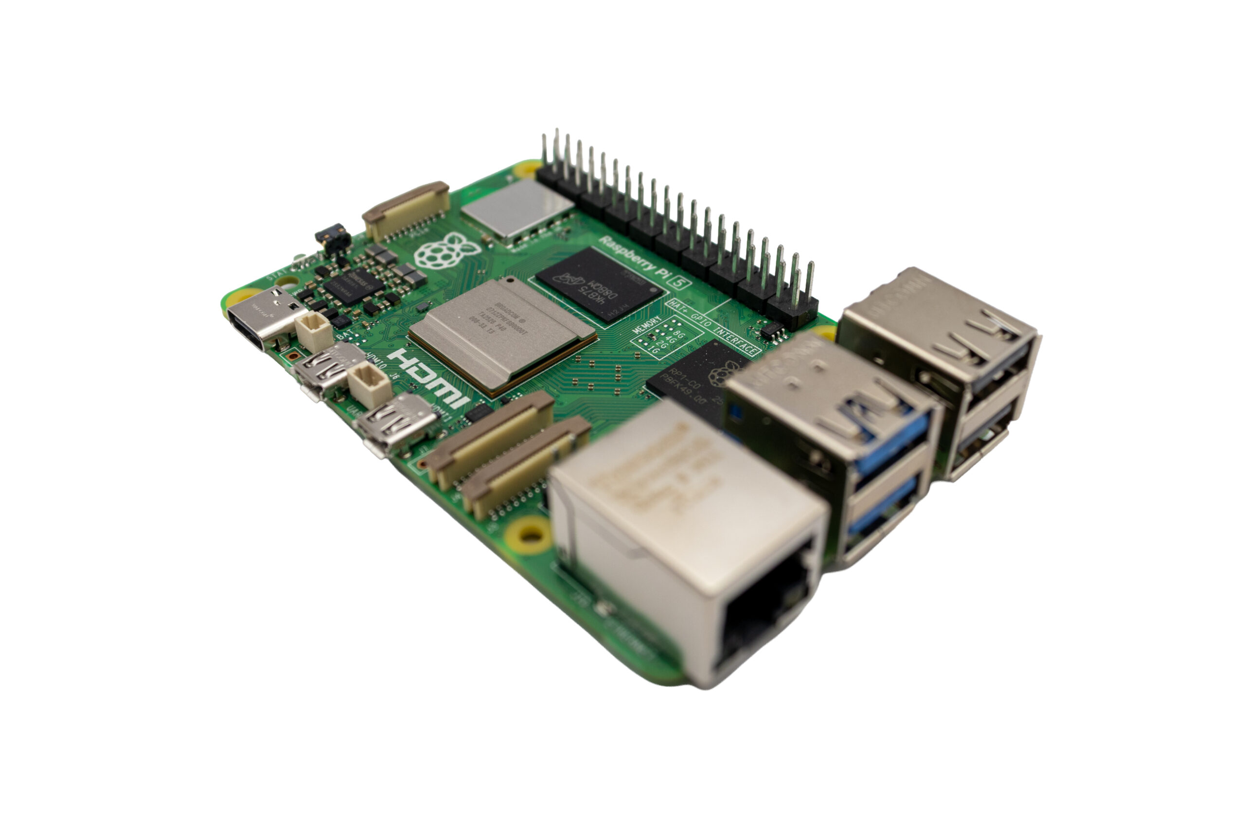 Raspberry Pi 5 本体(斜め、ポート部)